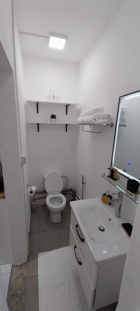 Cosy Studio With All Amenities Grand Baie Exterior photo